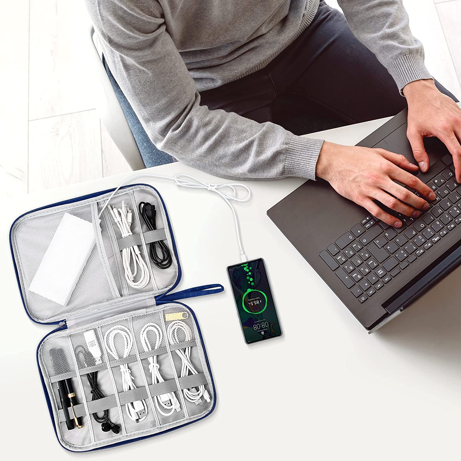 Seagull flight of fashion Single Layer Electronic Gadget Organizer Case